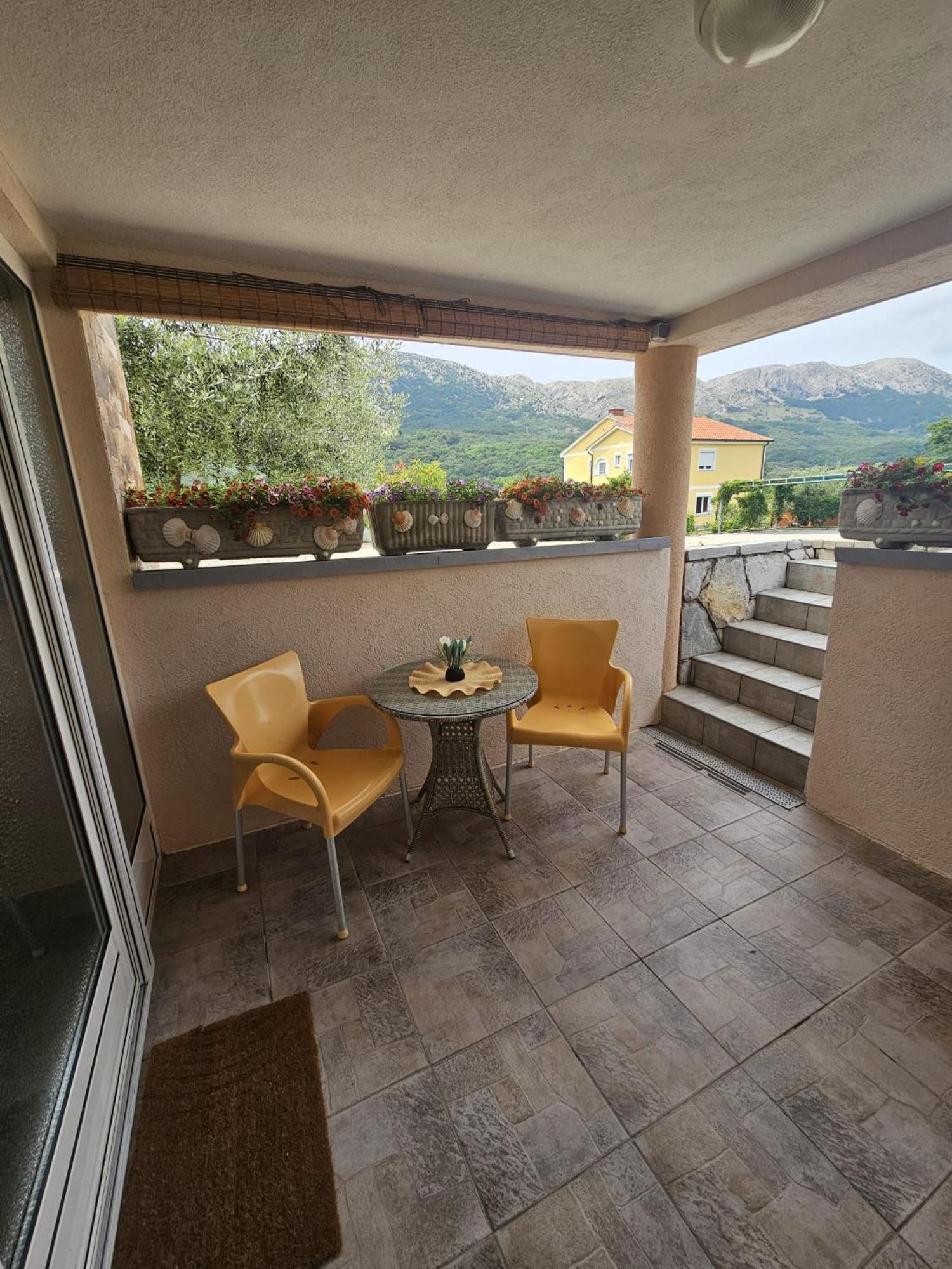 Apartment Medved Baška Eksteriør bilde